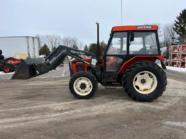 Gallery image 1 for Used 2000 Zetor 3340 Tractor
