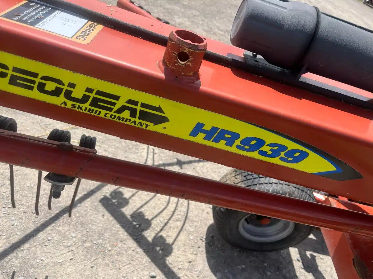 Gallery image 2 for Used 2015 Pequea HR939 Rake
