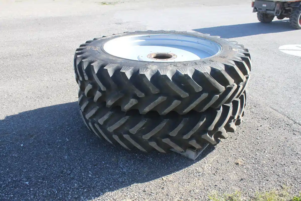 Gallery image 2 for Used Titan 380/90R46 Tires