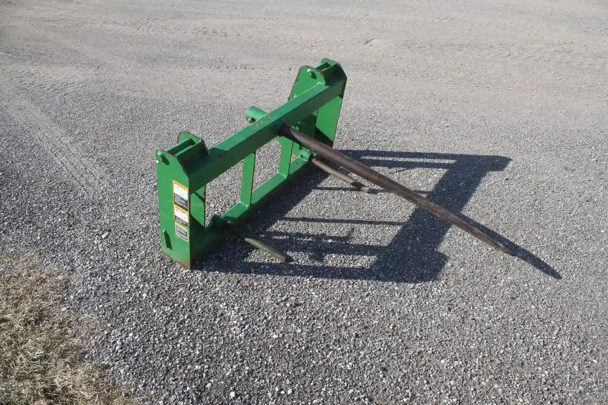 Gallery image 2 for Used Frontier Single Prong Bale Spear