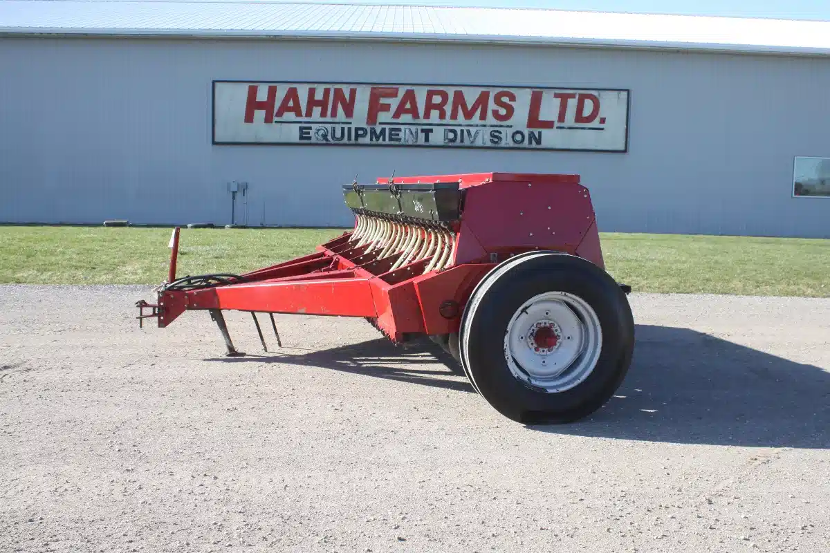 Gallery image 1 for Used Case IH 5300 Drill