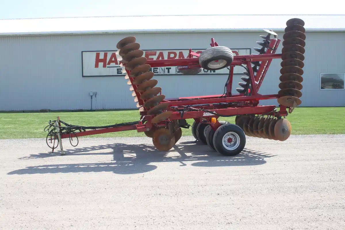 Gallery image 1 for Used Case IH 3950 Disc