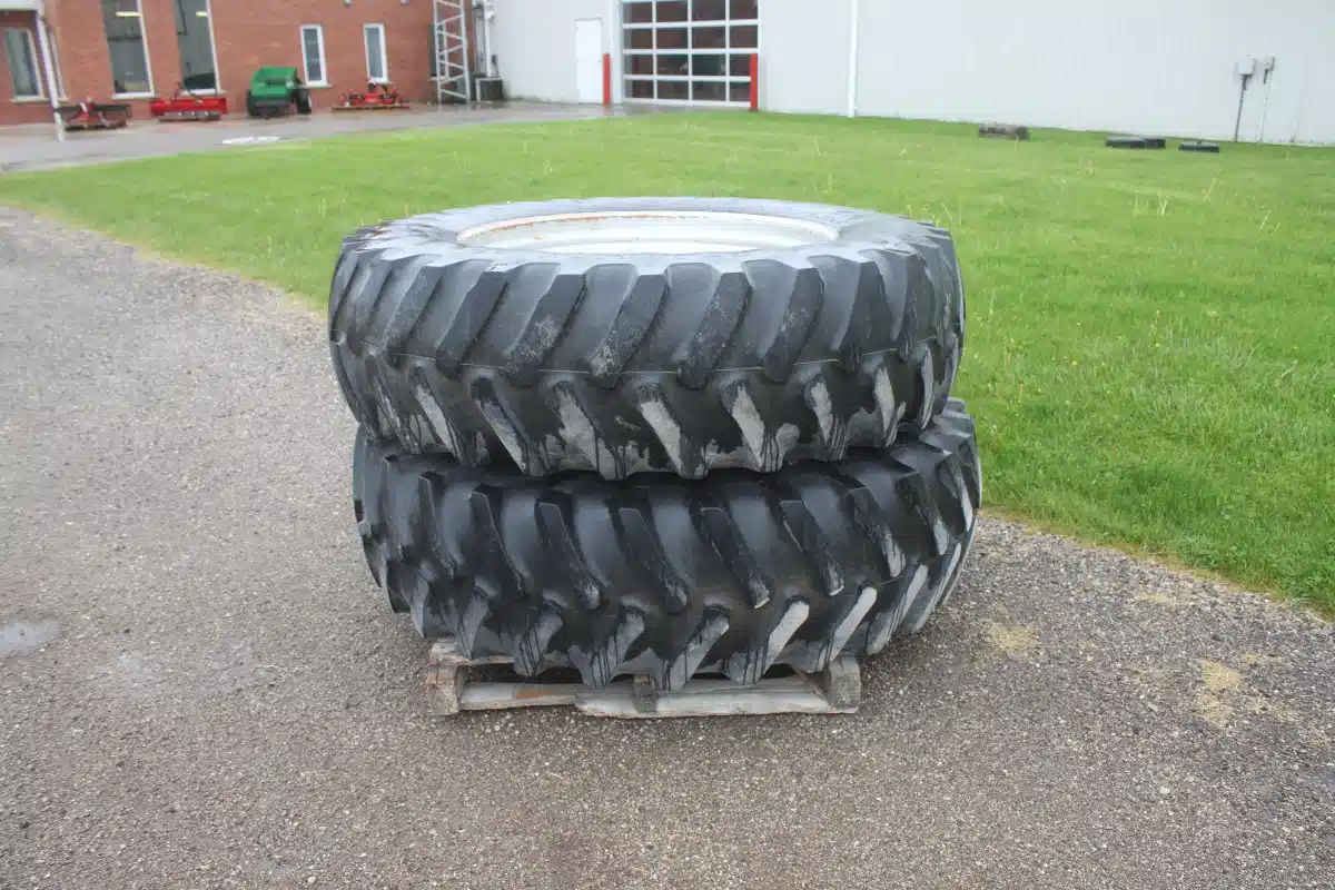 Gallery image 1 for Used Firestone 18.4-38 Tires