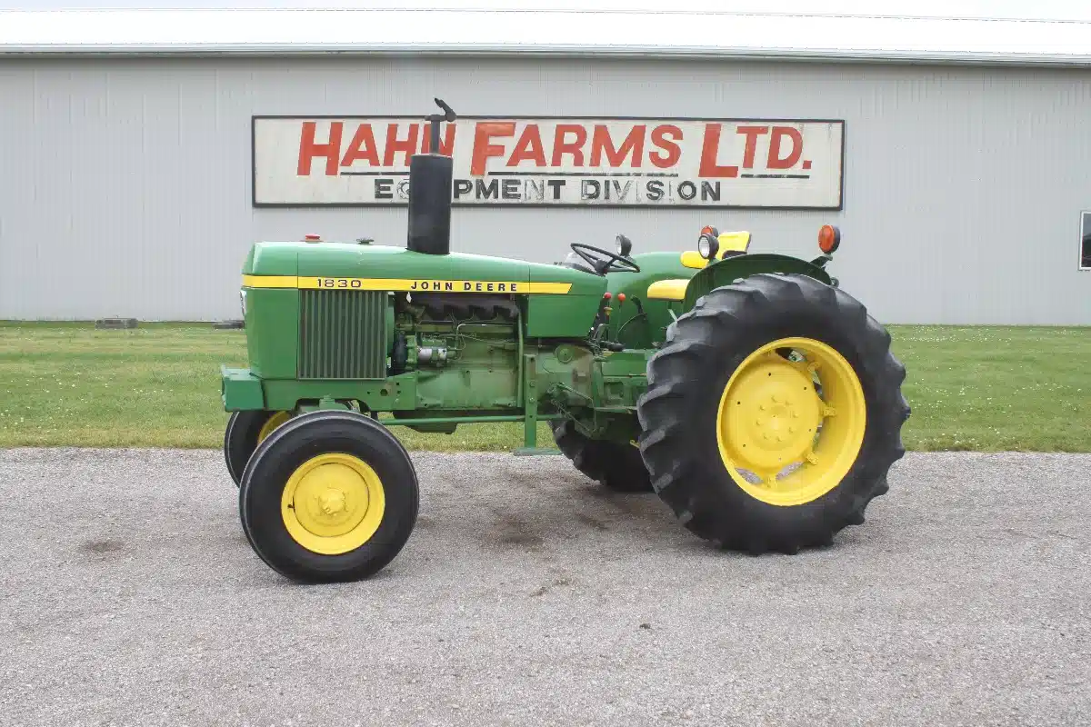 Gallery image 1 for Used John Deere 1830 Tractor