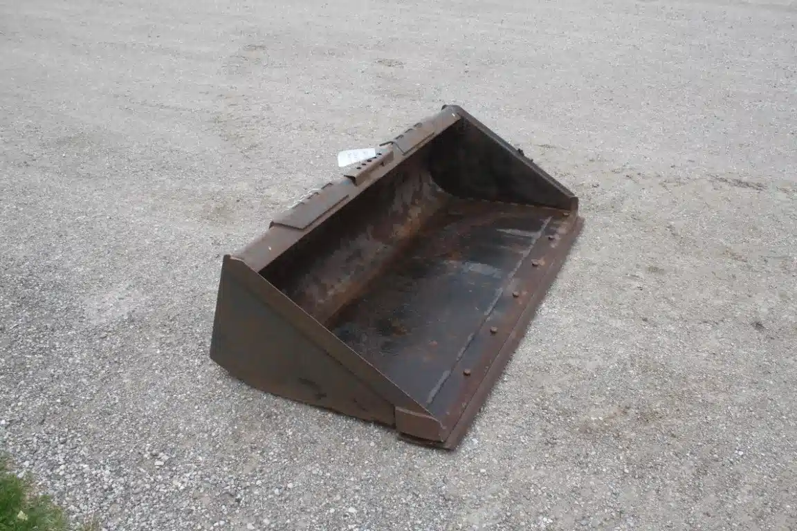 Gallery image 2 for Used HLA Attachments 72 INCH Bucket