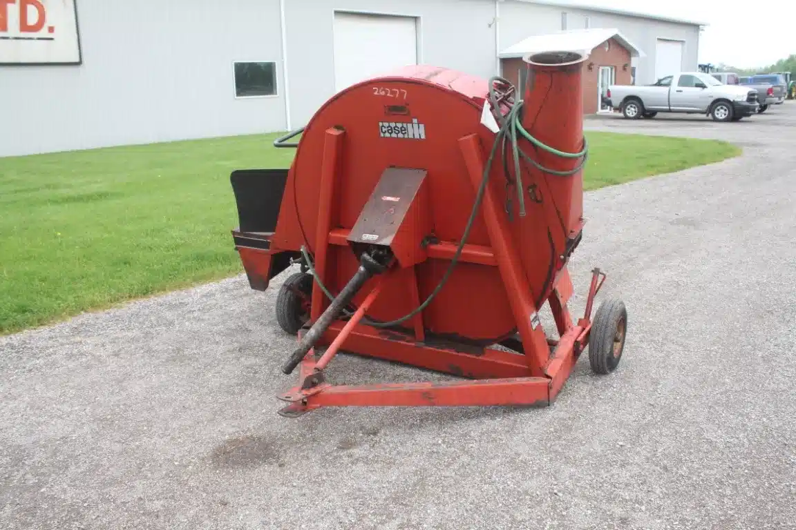 Gallery image 1 for Used Case IH 600 Forage Blower