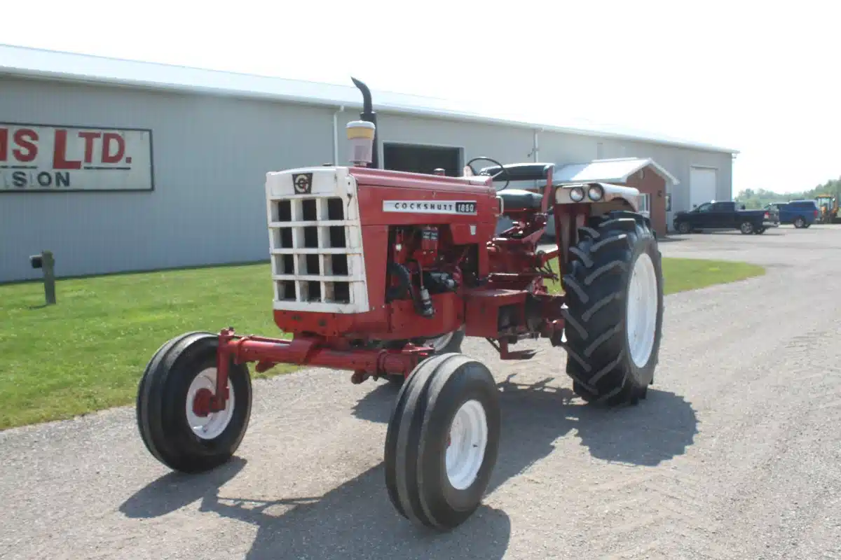 Gallery image 2 for Used Cockshutt 1850 Tractor