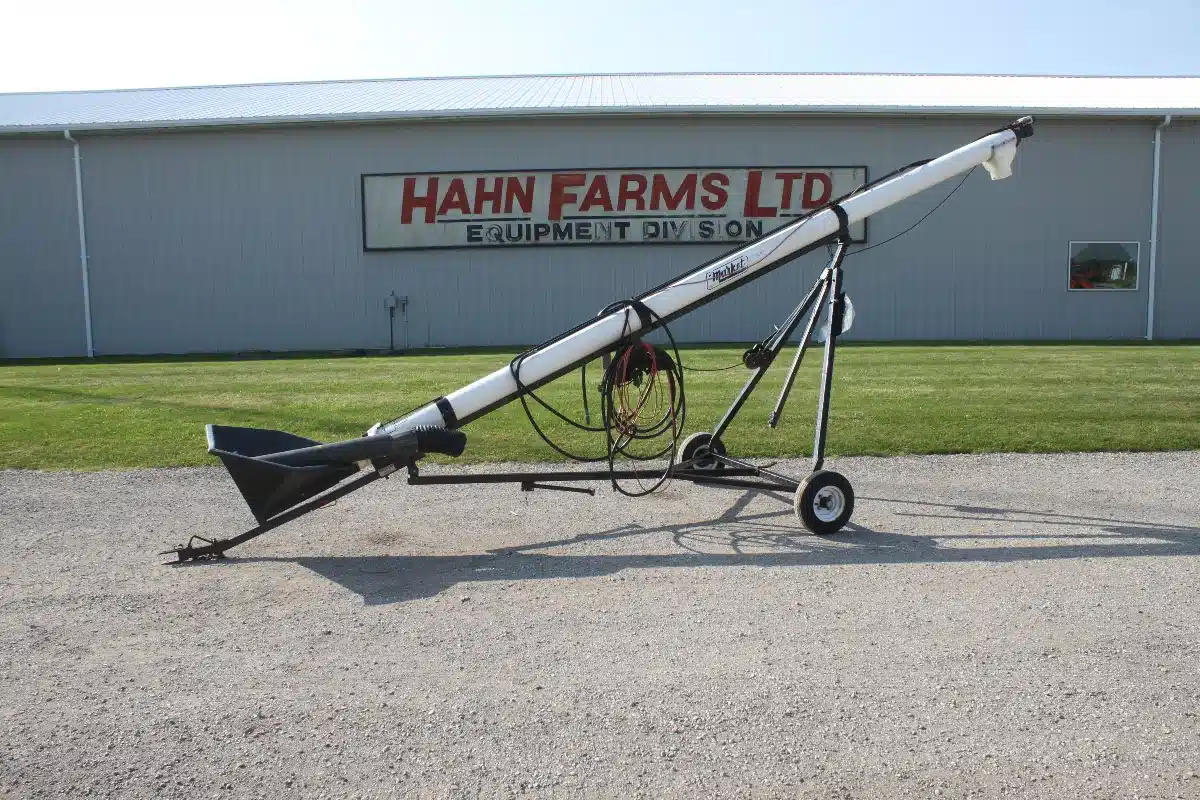 Gallery image 1 for Used Market 16x7 Auger