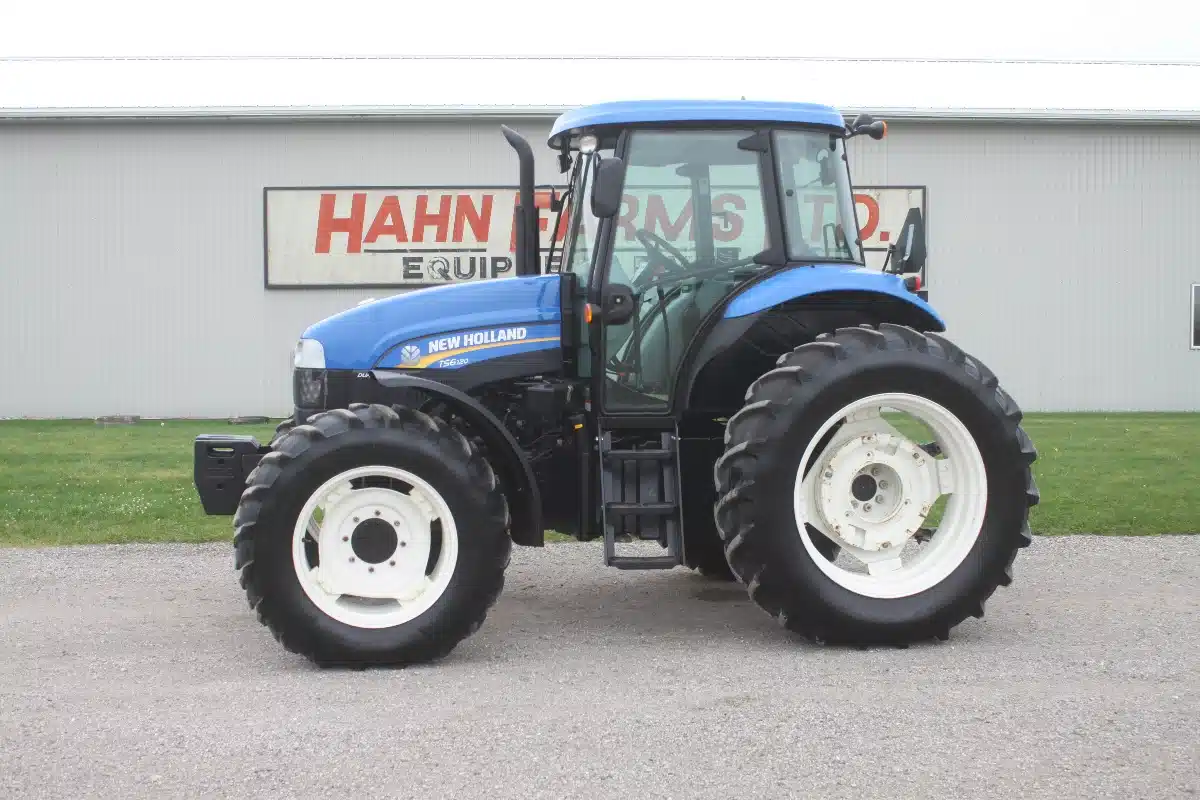 Gallery image 1 for Used 2014 New Holland TS6.120 Tractor