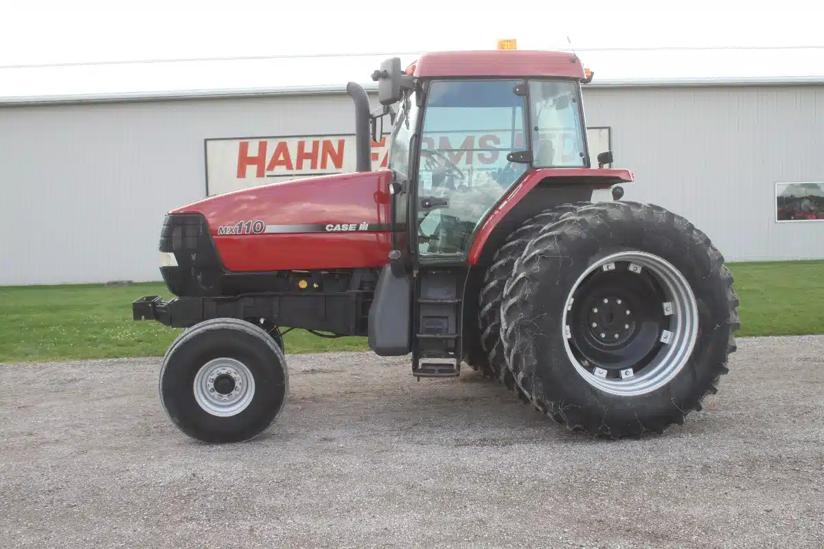 Gallery image 1 for Used Case IH MX110 Tractor