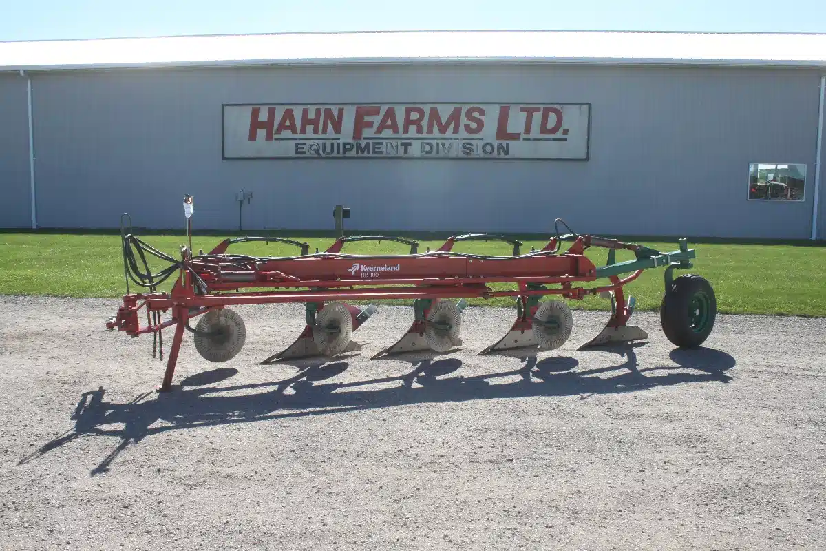 Used Kverneland BB100 Plow