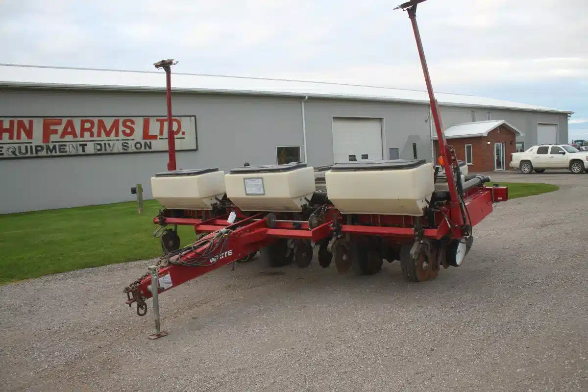 Gallery image 2 for Used White 6900 Planter