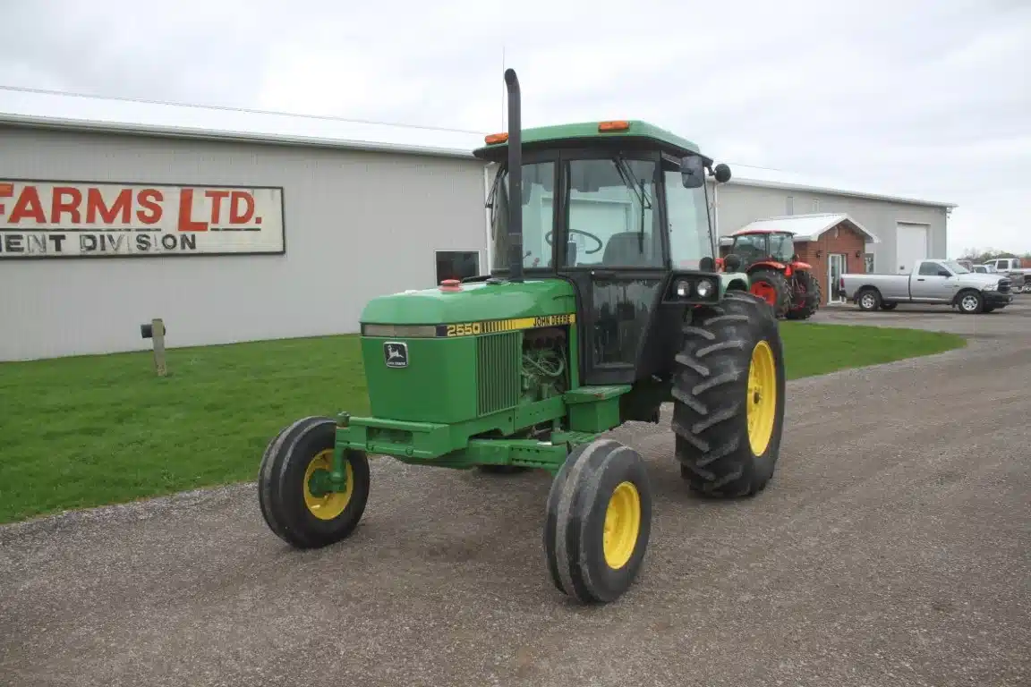 Gallery image 2 for Used John Deere 2550 Tractor