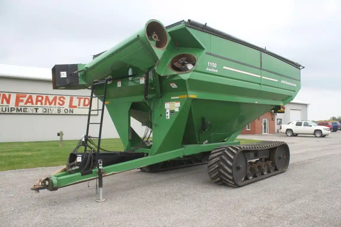 Gallery image 2 for Used J&M 1150 Grain Cart