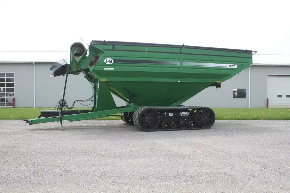 Used J&M 1501 Grain Cart