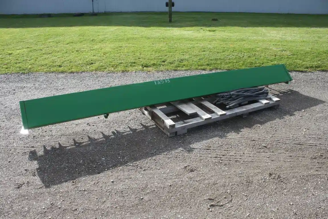 Gallery image 1 for Used John Deere 1560/1590 Drill