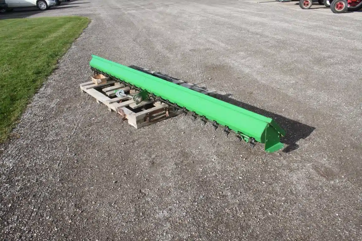 Gallery image 2 for Used John Deere 1560/1590 Drill