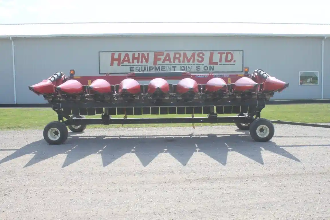 Used Case IH 4208 Header - Row Crop
