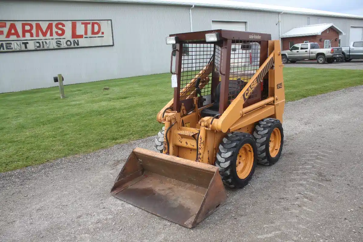 Gallery image 2 for Used Case 1825 Skid Steer