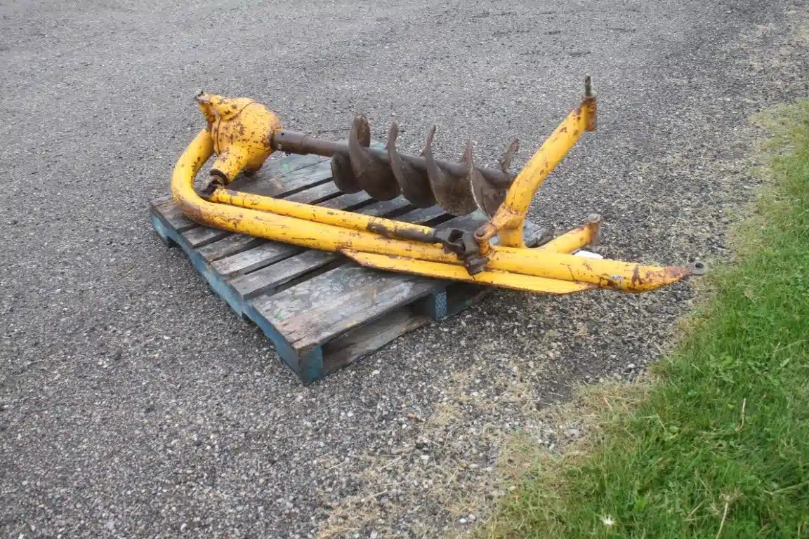 Used Danuser f7 Post Hole Auger