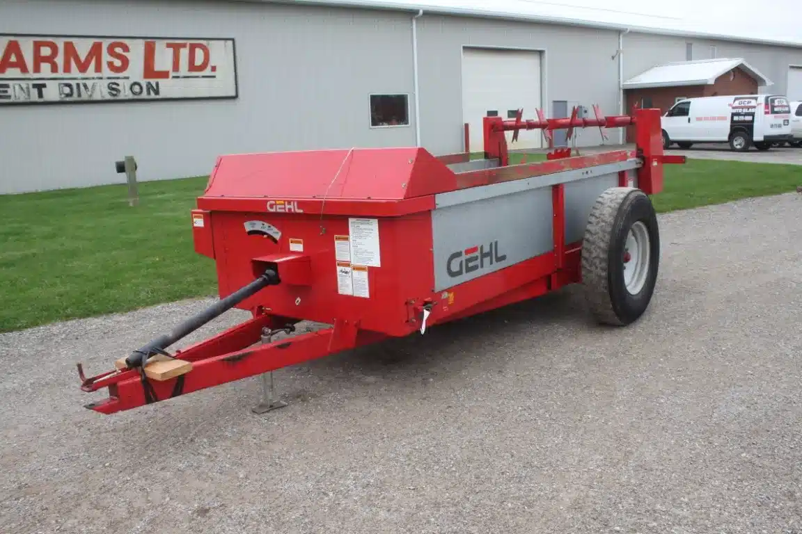 Gallery image 2 for Used Gehl MS175 Manure Spreader