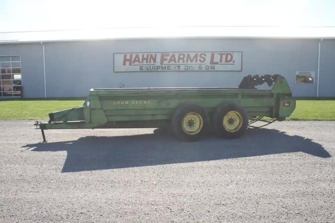 Used John Deere 680 Manure Spreader