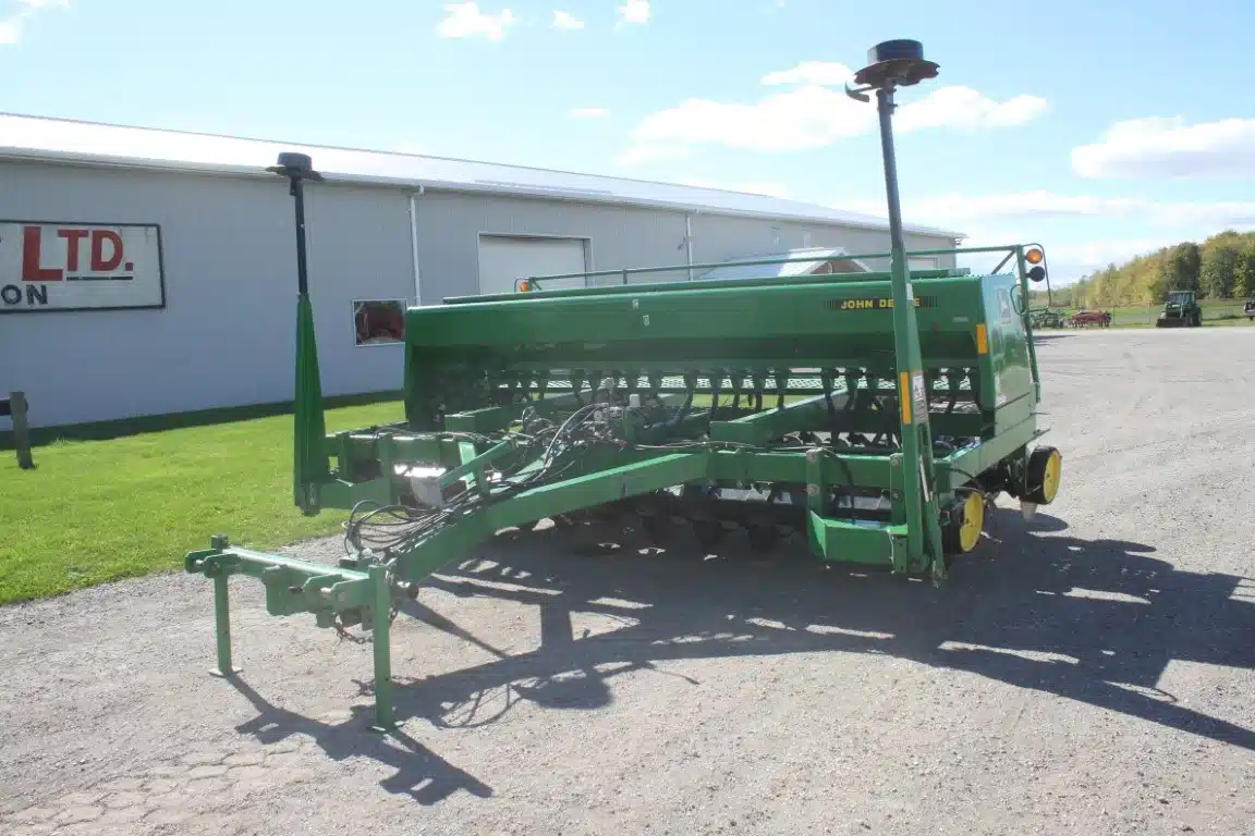 Gallery image 2 for Used John Deere 750 Drill