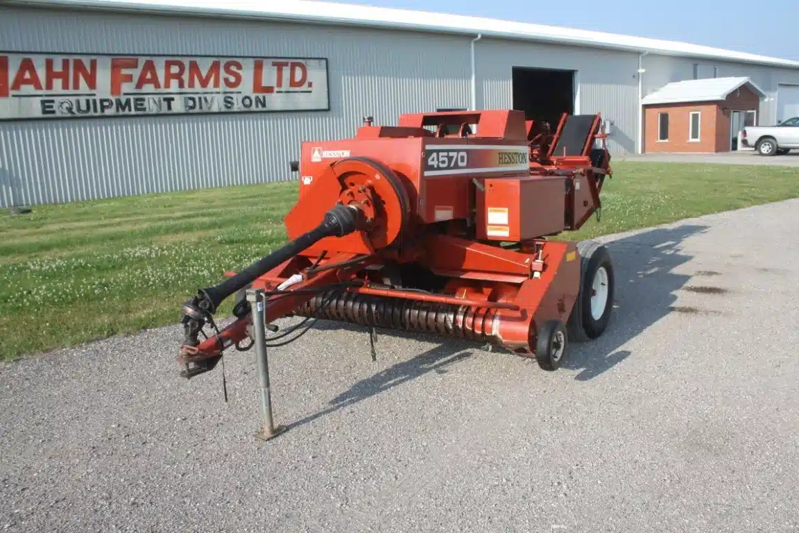 Gallery image 2 for Used Hesston 4570 Square Baler - Small