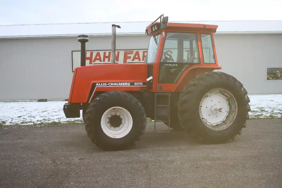 Used Allis Chalmers 8070 Tractor