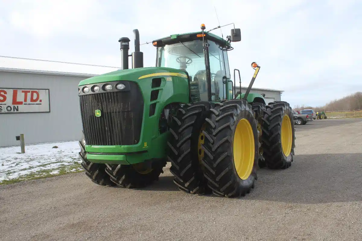 Gallery image 1 for Used 2010 John Deere 9330 Tractor
