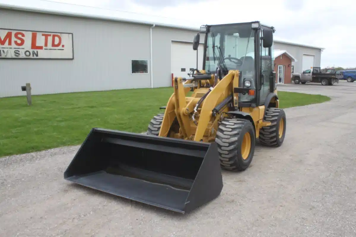 Photo de la Galerie 2 pour 2018 Caterpillar 903D Chargeur sur roues
