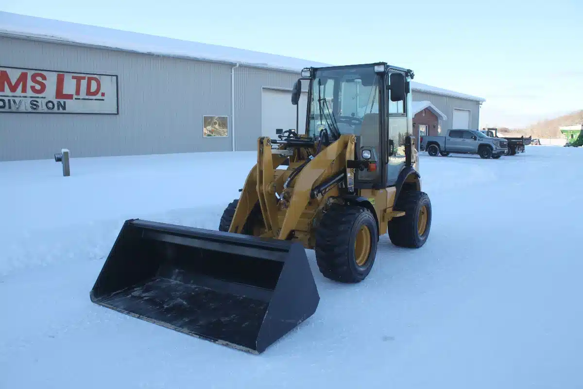 Gallery image 2 for 2018 Caterpillar 903D Wheel Loader