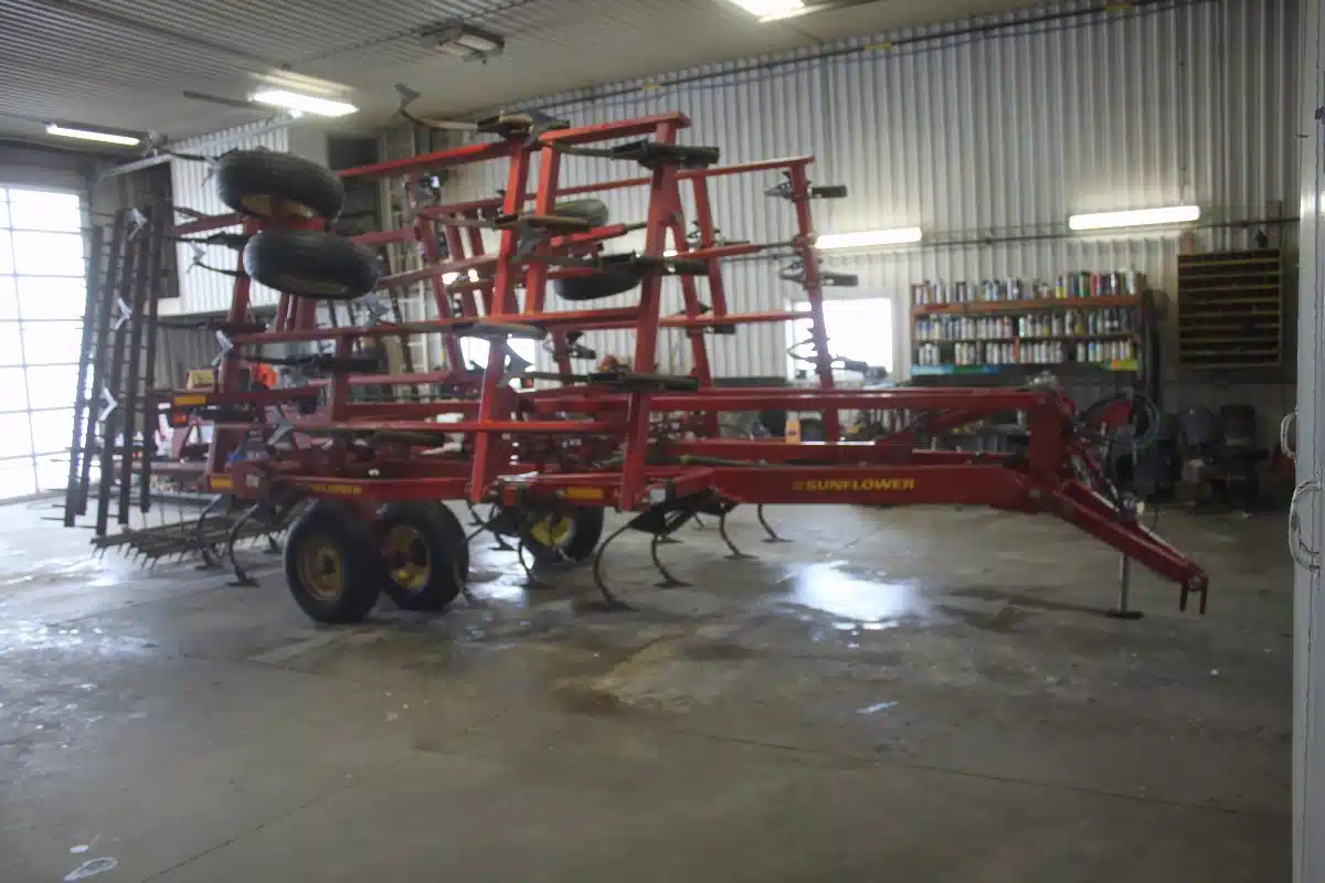Sunflower 5035 Cultivator