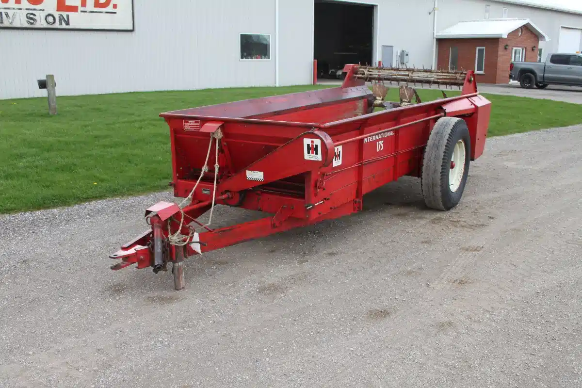 Photo de la Galerie 2 pour International Harvester 175