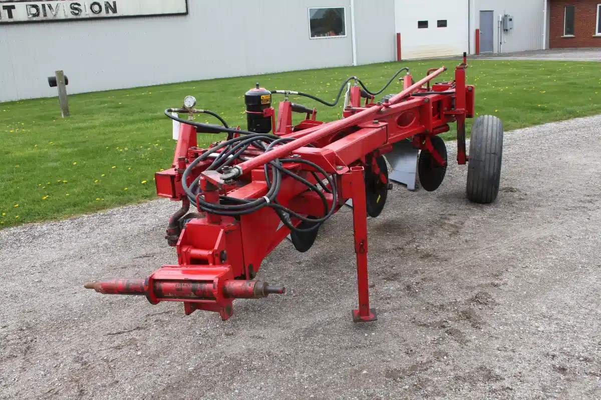 Gallery image 2 for Kongskilde 300 Plow