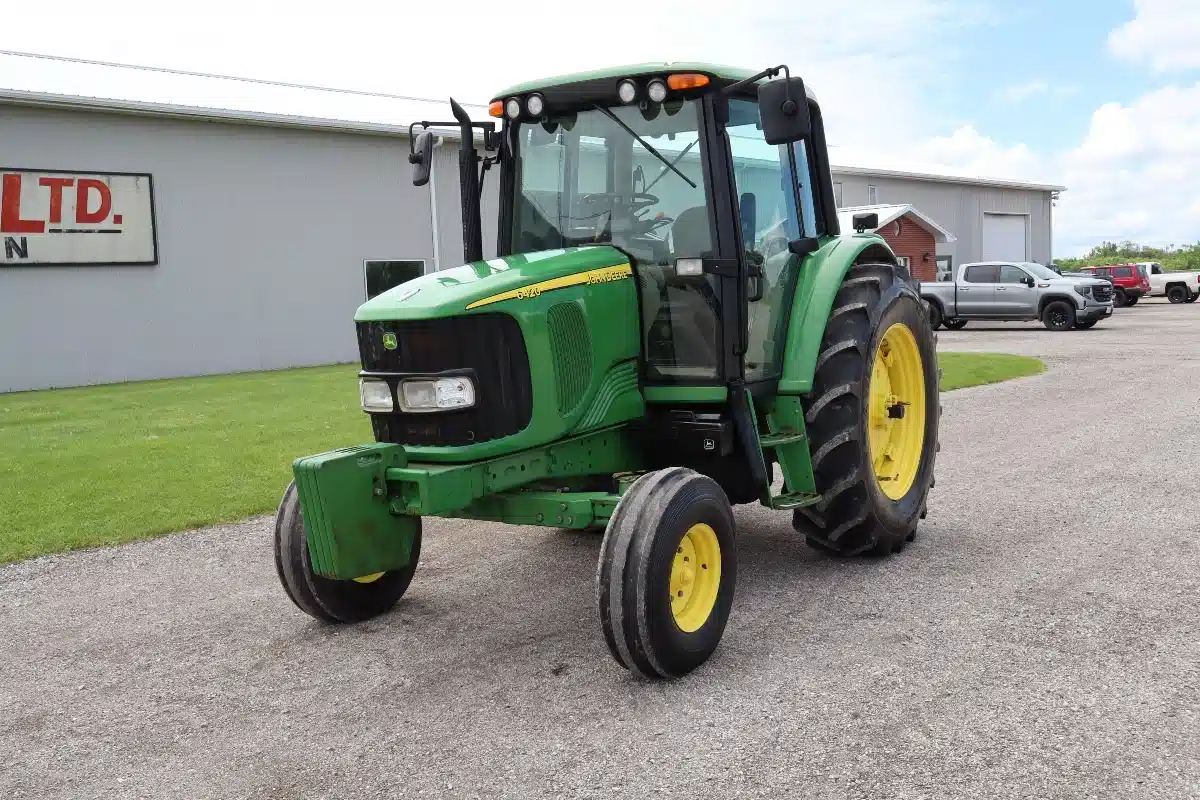 Photo de la Galerie 2 pour John Deere 6420 Tracteur