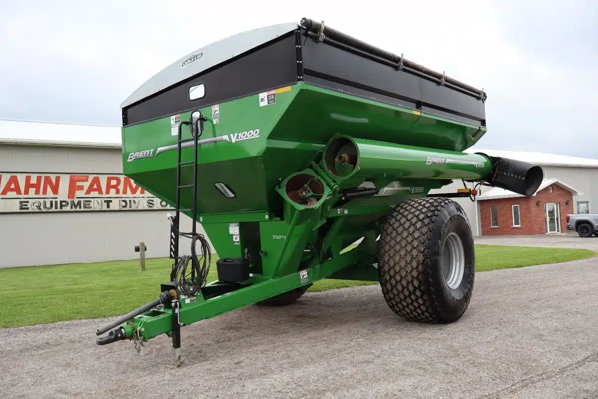 Gallery image 2 for 2023 Brent V1000 Grain Cart