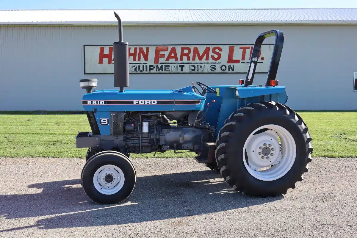 Gallery image 1 for 1995 Ford 5610 Tractor