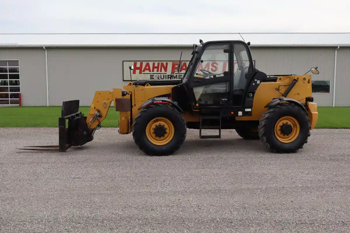 Photo de la Galerie 1 pour 2013 Caterpillar TH417 Chargeur télescopique