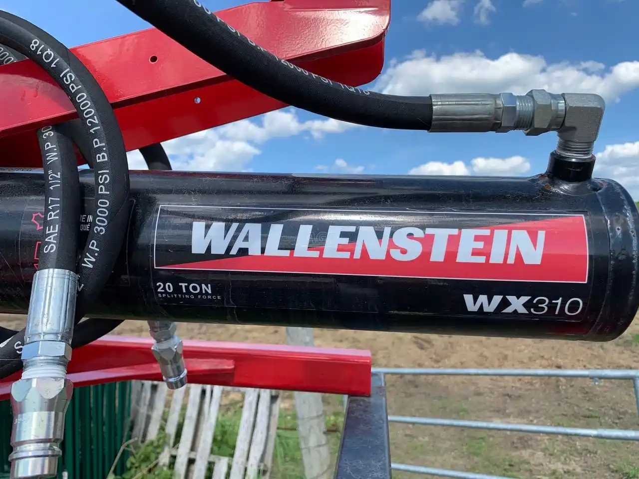 Gallery image 2 for New 2021 Wallenstein WX310 Wood Splitter