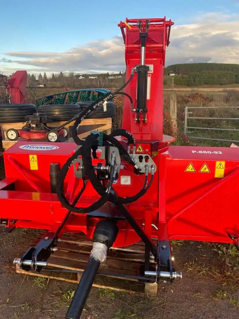 Gallery image 1 for New 2022 Pronovost P-860-92 Snow Blower