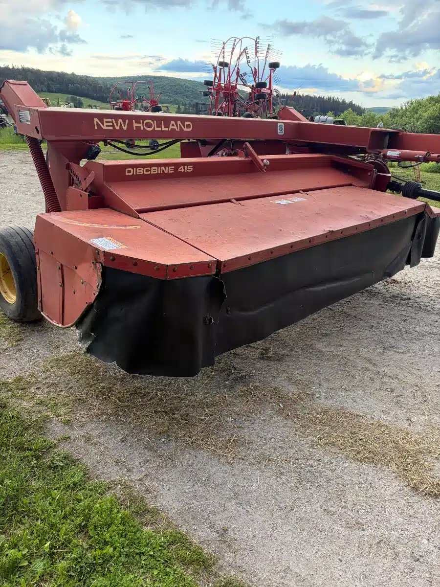 Gallery image 1 for 1995 New Holland 415 Disc Mower Conditioner