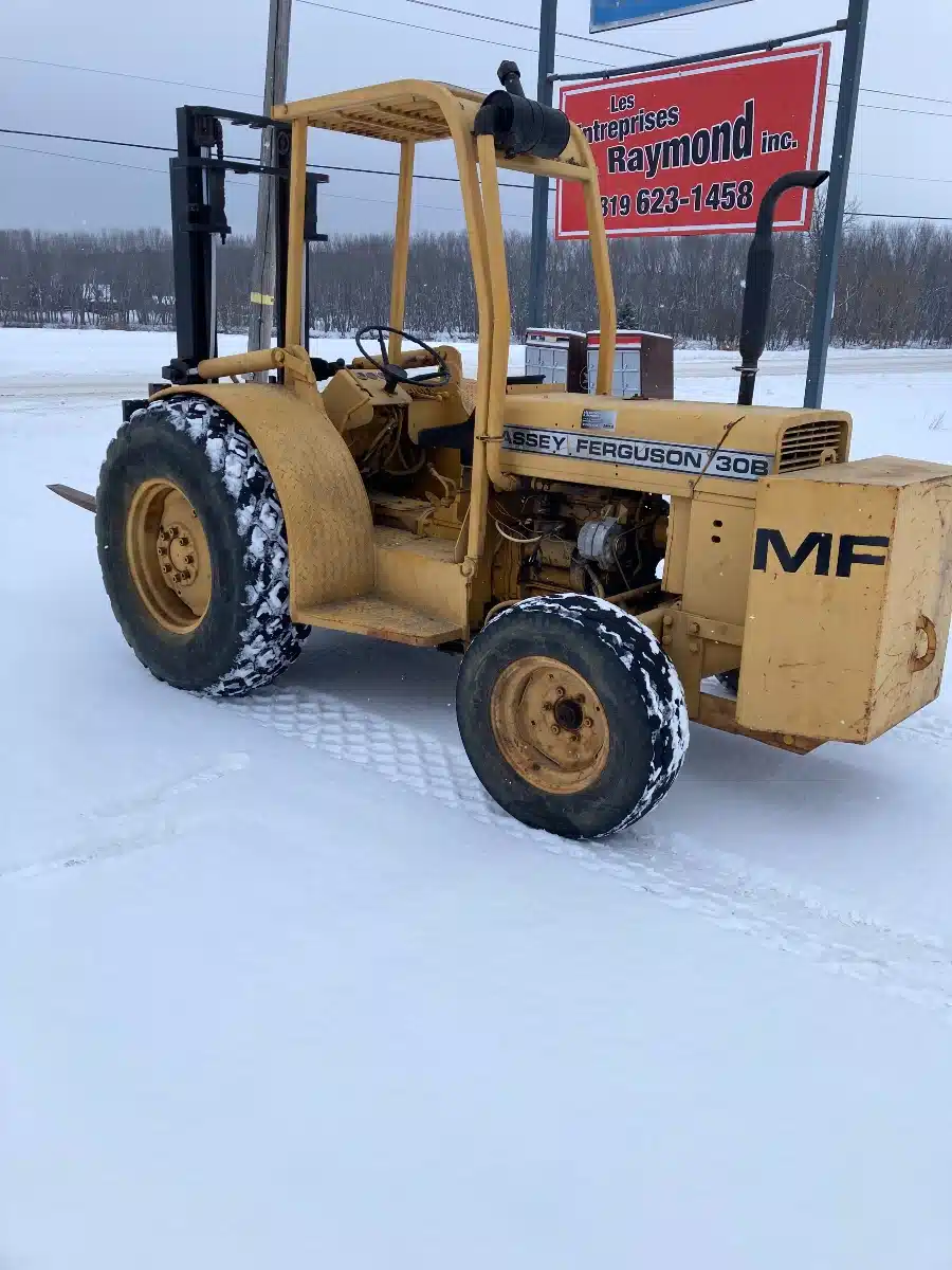 Gallery image 1 for Massey Ferguson 30B Tractor Loader