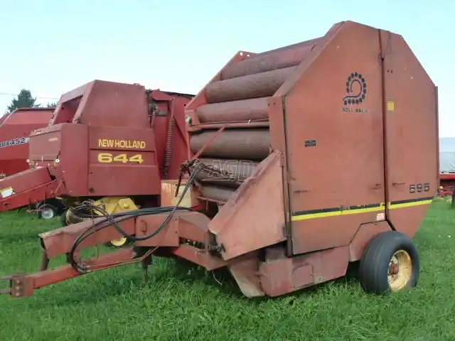Gallery image 1 for Used 1976 Gehl 595 Round Baler