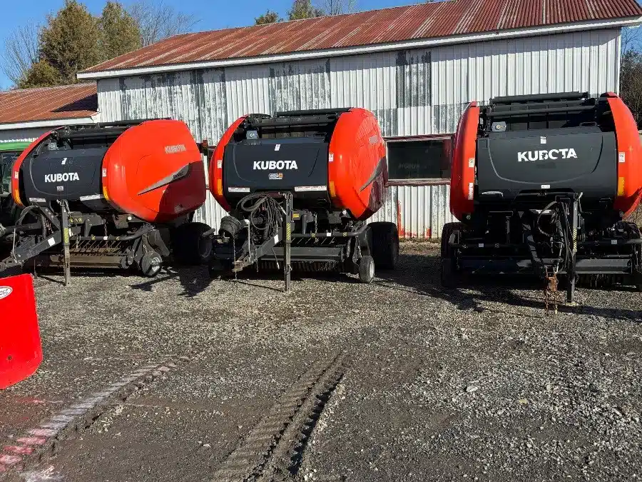Gallery image 1 for Used 2016 Kubota BV5160 SC14 Round Baler