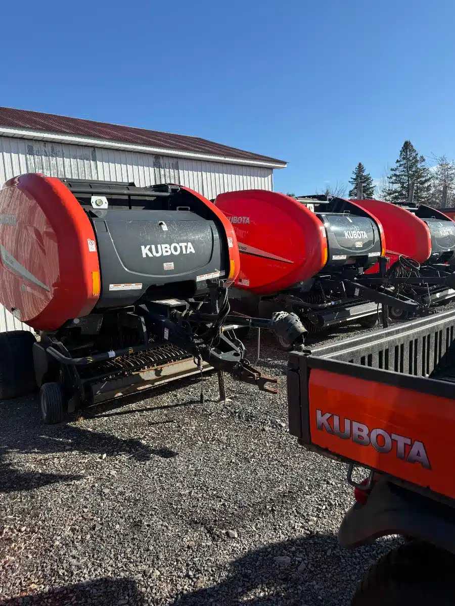 Gallery image 2 for Used 2016 Kubota BV5160 SC14 Round Baler