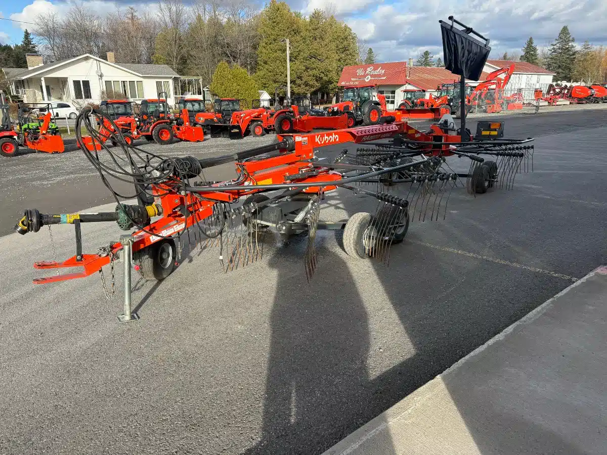 Gallery image 2 for Used 2022 Kubota RA2071T VARIO Rake