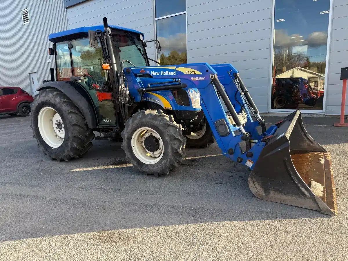 Gallery image 2 for Used 2009 New Holland T4030 Tractor