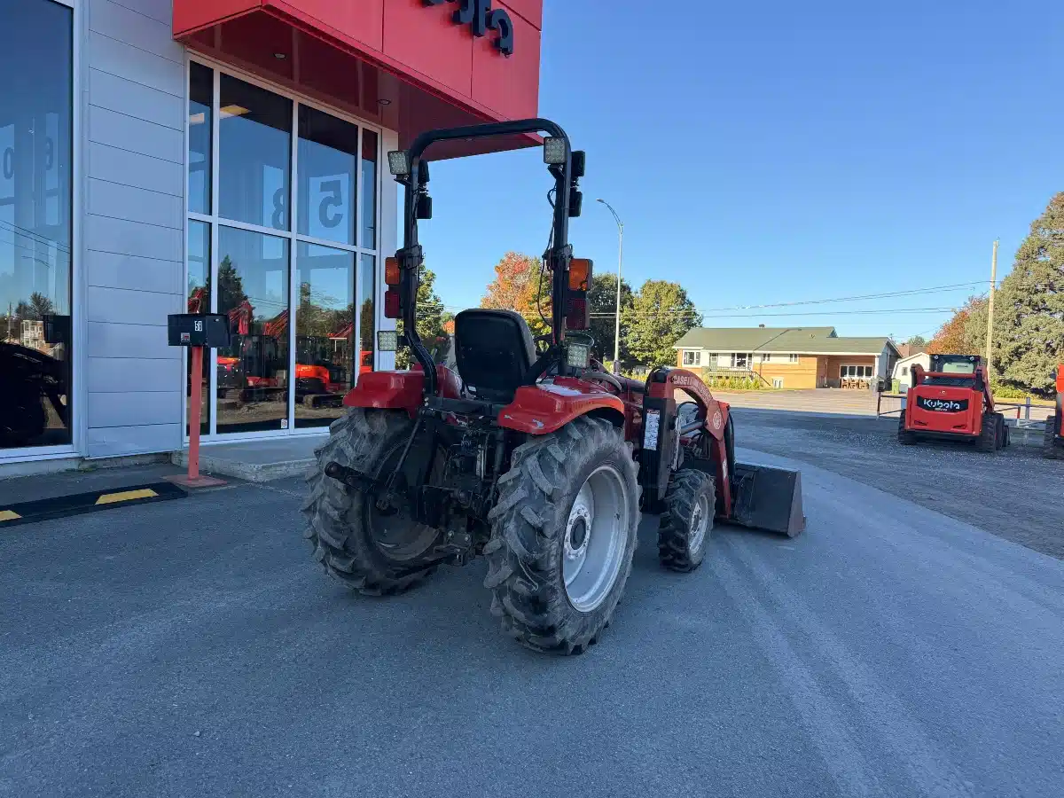 Photo de la Galerie 2 pour 2008 Case IH FARMALL 35 Tracteur