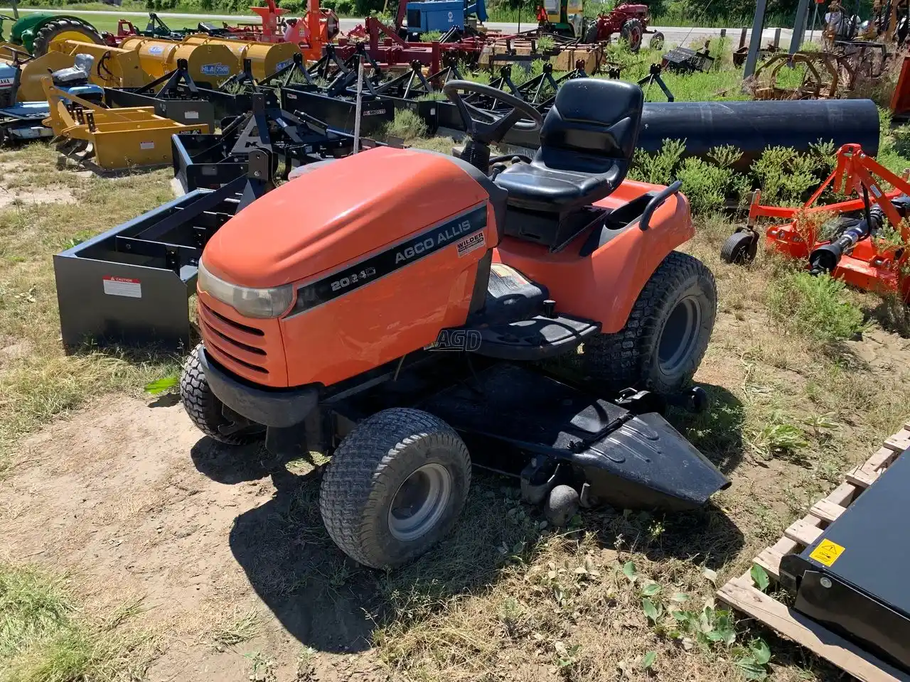 Image for Used Agco Allis 2024 D Lawn Tractor
